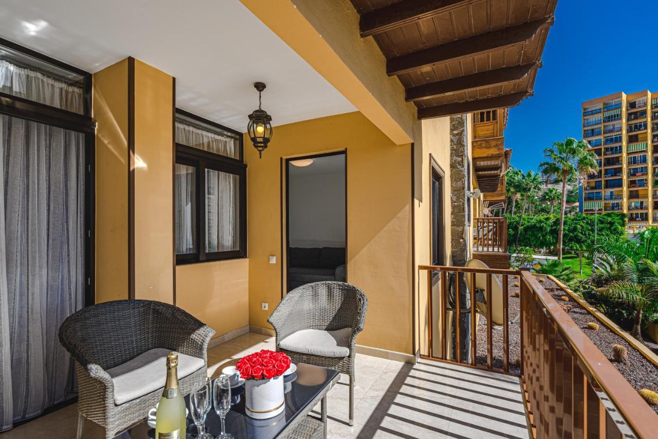Amazing 3 Bedroom Apartment On The First Line Of The Best Las Americas Beach, Air Conditioner And Terrace Ocean View Playa de las Américas Exterior foto